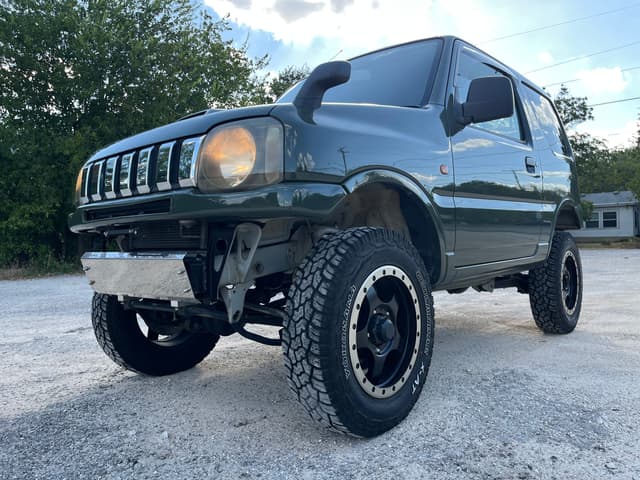 1998 Suzuki Jimny JDM car for sale — photo 2 of 11