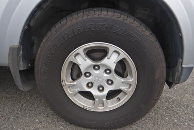2007 Mitsubishi Pajero JDM car for sale — photo 12 of 25