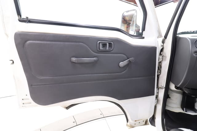 1998 Daihatsu Hijet JDM car for sale — photo 22 of 25
