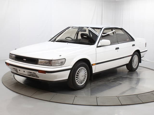 1987 Nissan Bluebird JDM car for sale — photo 2 of 25