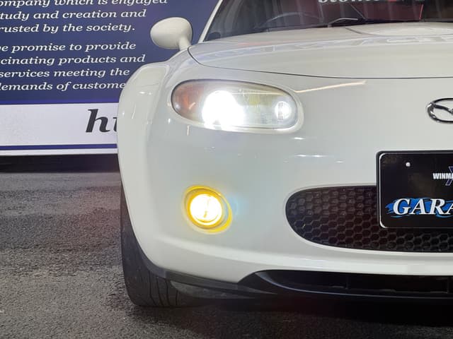2005 Mazda Roadster (Eunos Roadster / MX-5) JDM car for sale — photo 17 of 25