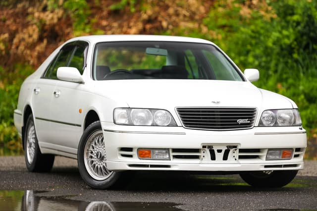 1996 Nissan Cima JDM car for sale — photo 15 of 25