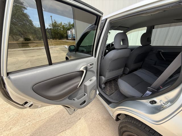 2001 Toyota RAV4 JDM car for sale — photo 12 of 22