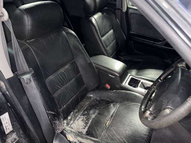 1997 Nissan Stagea JDM car for sale — photo 13 of 20