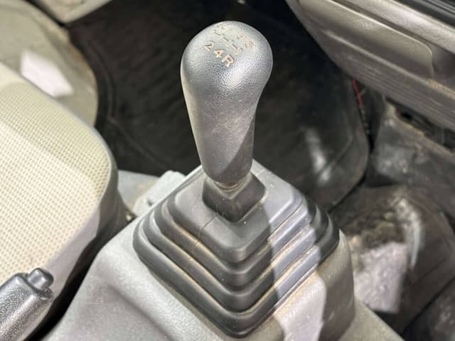 1997 Suzuki Carry JDM car for sale — photo 13 of 25