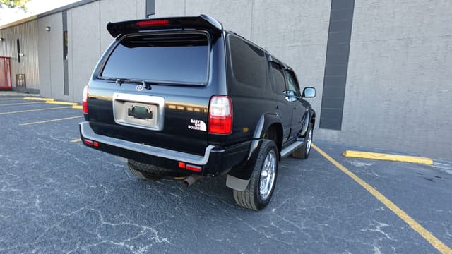2000 Toyota Hilux Surf JDM car for sale — photo 5 of 15