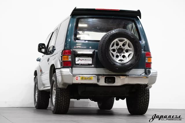 1996 Mitsubishi Pajero JDM car for sale — photo 6 of 25