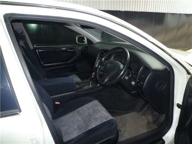 1998 Toyota Aristo JDM car for sale — photo 13 of 20