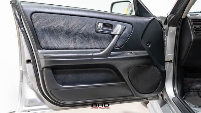 2001 Nissan Stagea JDM car for sale — photo 21 of 25
