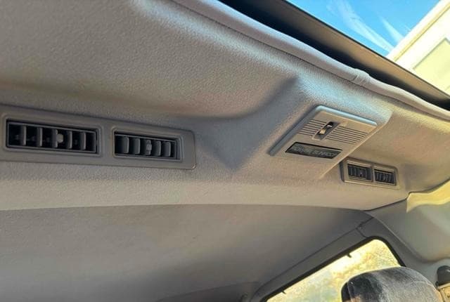 1988 Mitsubishi Delica JDM car for sale — photo 20 of 22