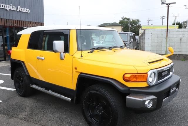 2011 Toyota Fj Cruiser JDM car for sale — photo 6 of 25