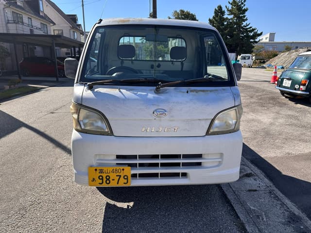 2005 Daihatsu Hijet JDM car for sale — photo 2 of 25