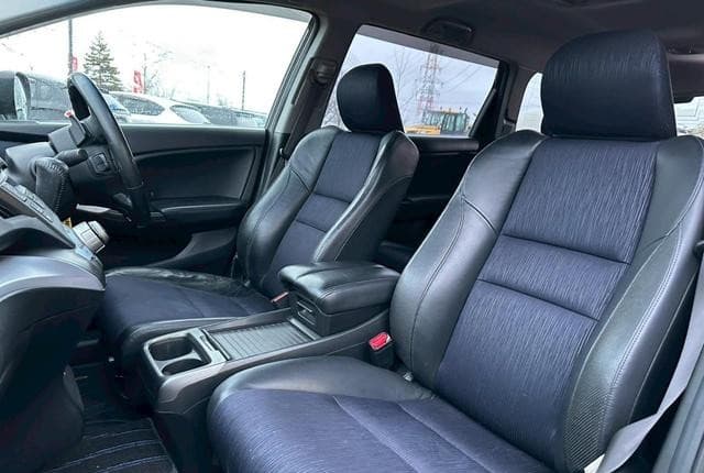 2008 Honda Odyssey JDM car for sale — photo 16 of 25
