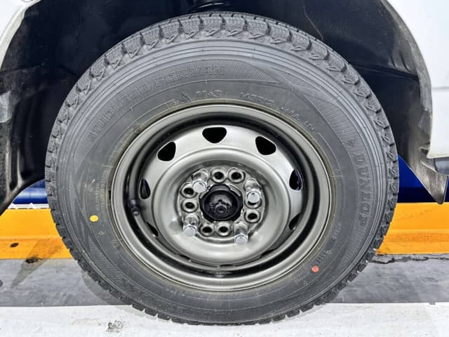1996 Mitsubishi Minicab JDM car for sale — photo 13 of 23