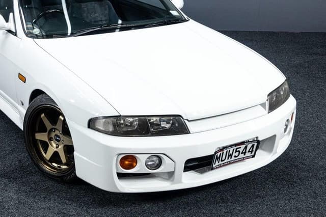 1997 Nissan Skyline JDM car for sale — photo 16 of 20