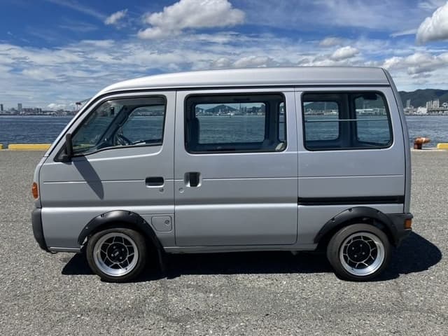1994 Suzuki Every JDM car for sale — photo 3 of 12