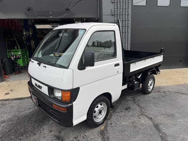1996 Daihatsu Hijet JDM car for sale — photo 17 of 19
