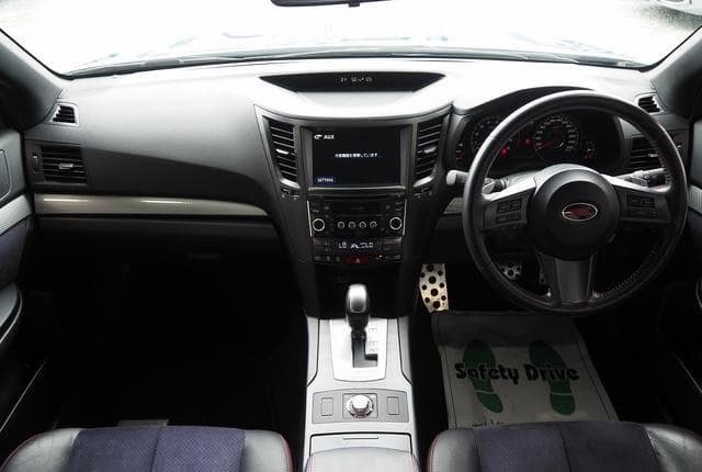 2010 Subaru Legacy JDM car for sale — photo 8 of 25