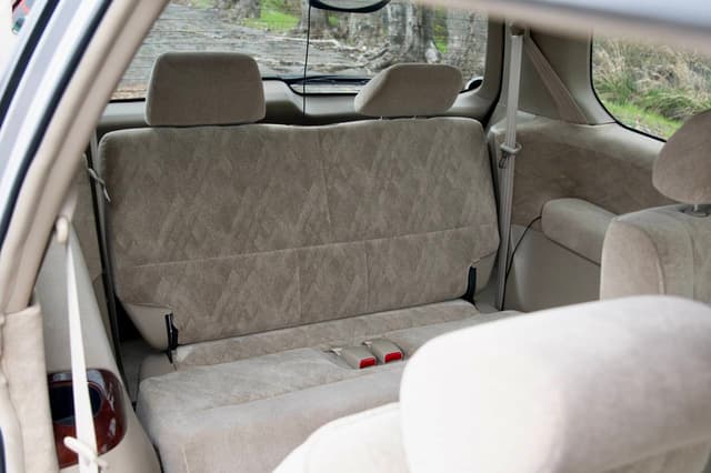 2000 Honda Odyssey JDM car for sale — photo 16 of 19