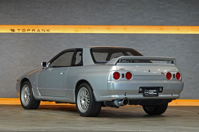 1994 Nissan Skyline JDM car for sale — photo 11 of 25