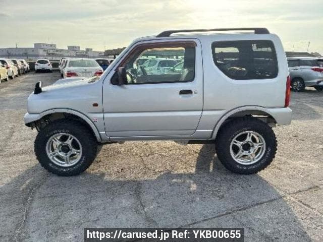 2001 Suzuki Jimny JDM car for sale — photo 4 of 25