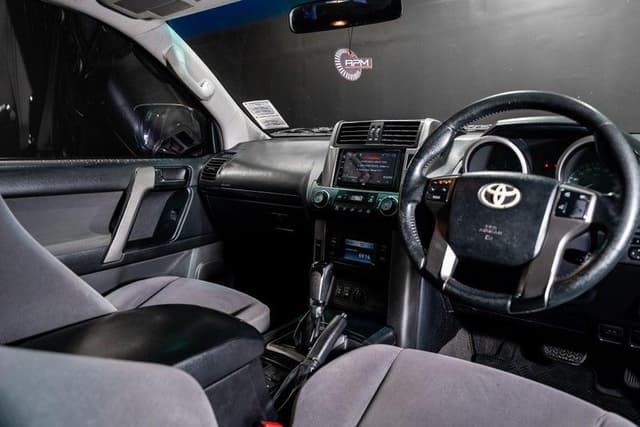 2010 Toyota Land Cruiser Prado JDM car for sale — photo 16 of 20