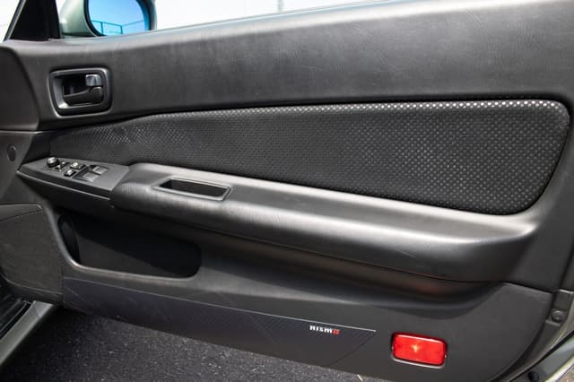 2001 Nissan Skyline JDM car for sale — photo 22 of 25