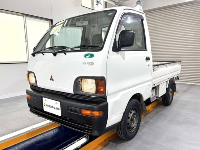 1996 Mitsubishi Minicab JDM car for sale — photo 2 of 25