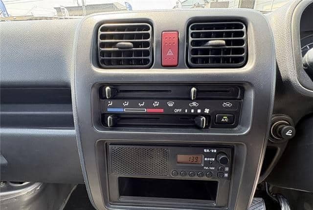 2009 Suzuki Carry JDM car for sale — photo 13 of 25