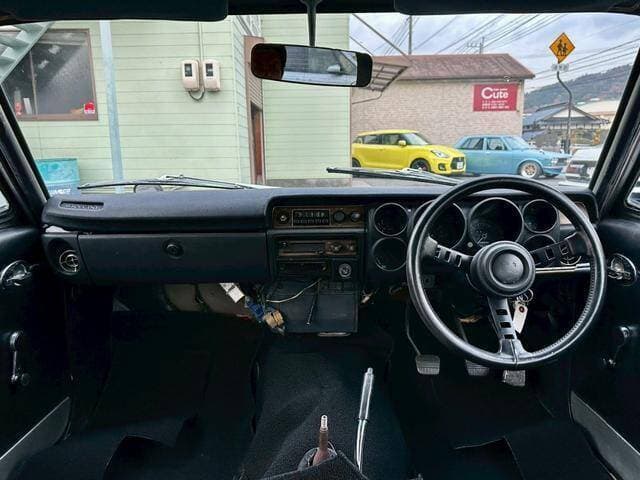 1971 Nissan Skyline JDM car for sale — photo 11 of 20