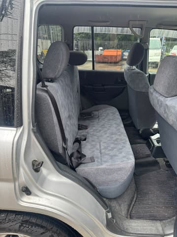 2000 Mitsubishi Pajero JDM car for sale — photo 10 of 19