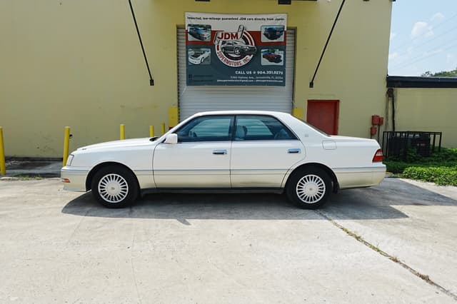 1995 Toyota Crown JDM car for sale — photo 5 of 14