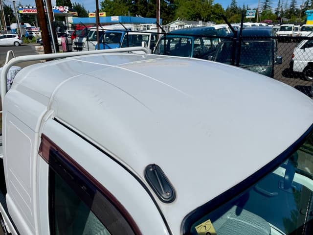 1997 Daihatsu Hijet JDM car for sale — photo 12 of 25