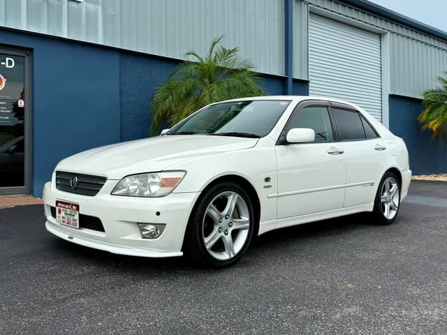 1999 Toyota Altezza JDM car for sale — photo 3 of 19