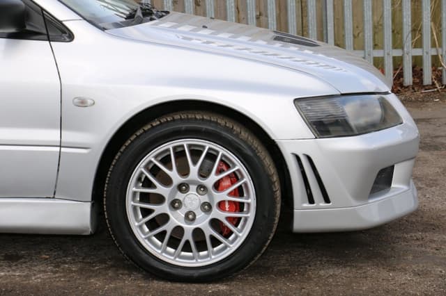 2001 Mitsubishi Lancer Evolution JDM car for sale — photo 7 of 25