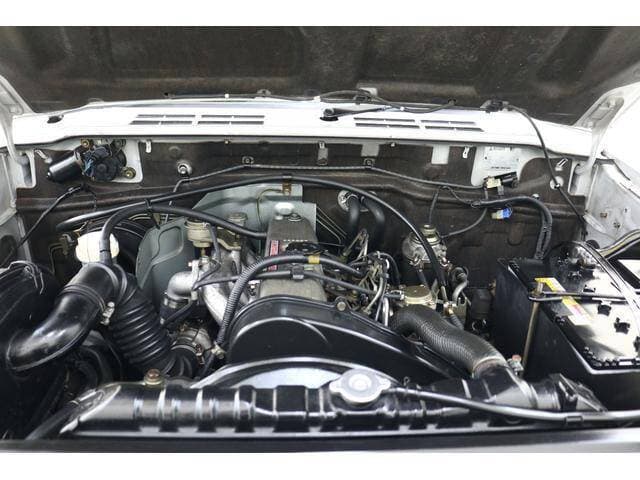 1992 Mitsubishi Pajero JDM car for sale — photo 10 of 17