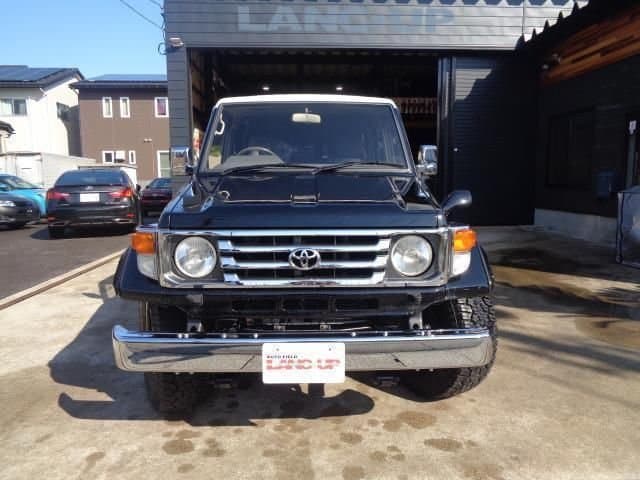 1995 Toyota Land Cruiser JDM car for sale — photo 4 of 9