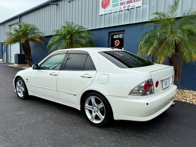 1999 Toyota Altezza JDM car for sale — photo 5 of 19