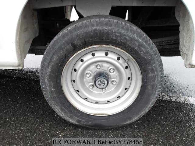 2001 Toyota HiAce JDM car for sale — photo 10 of 25