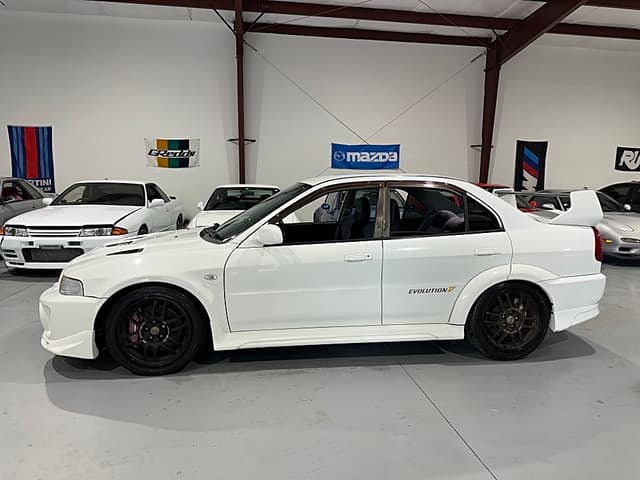 1998 Mitsubishi Lancer Evolution JDM car for sale — photo 10 of 19