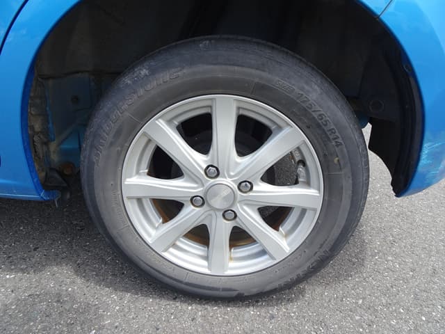 2008 Honda Fit JDM car for sale — photo 10 of 25