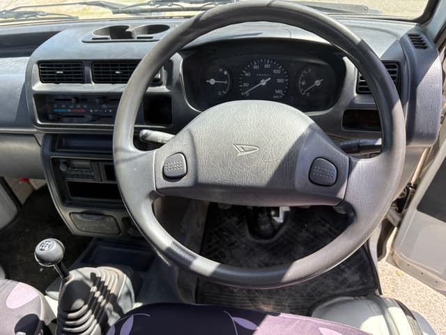 2000 Daihatsu Hijet JDM car for sale — photo 16 of 25