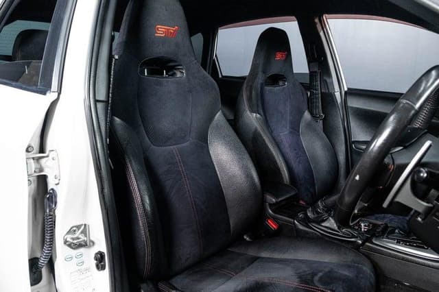 2010 Subaru Impreza JDM car for sale — photo 18 of 20