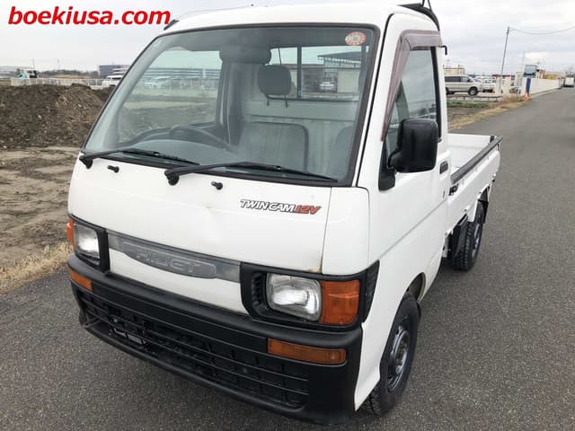 1997 Daihatsu Hijet JDM car for sale — photo 2 of 24
