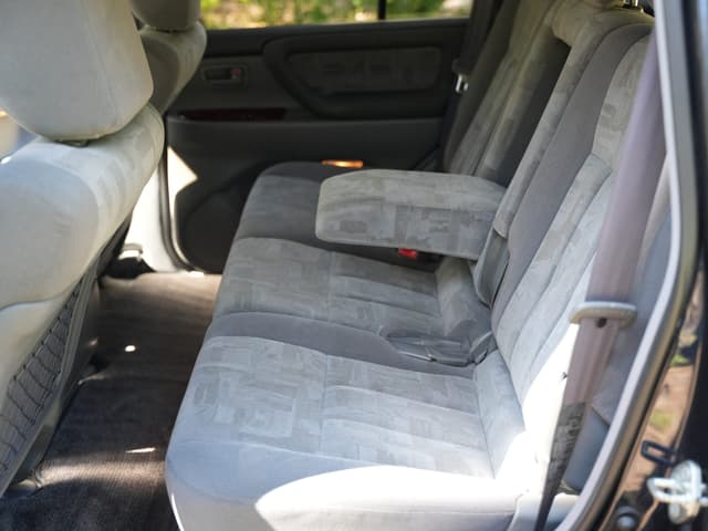 1998 Toyota Land Cruiser JDM car for sale — photo 11 of 13
