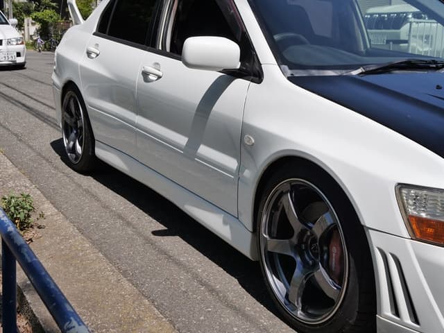2001 Mitsubishi Lancer Evolution JDM car for sale — photo 10 of 25