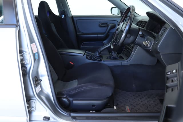 1998 Nissan Skyline JDM car for sale — photo 10 of 25