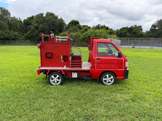 2001 Daihatsu Hijet JDM car for sale — photo 8 of 25