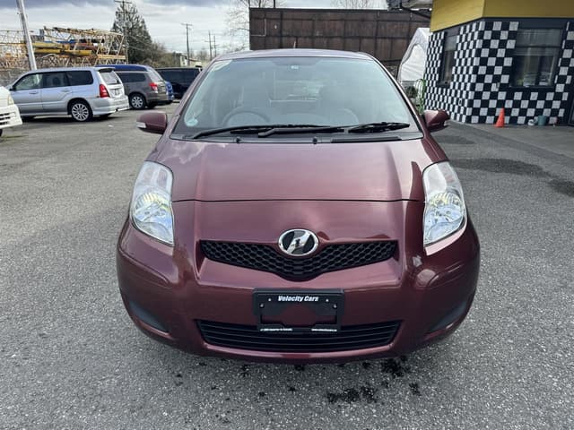 2009 Toyota Vitz JDM car for sale — photo 2 of 19