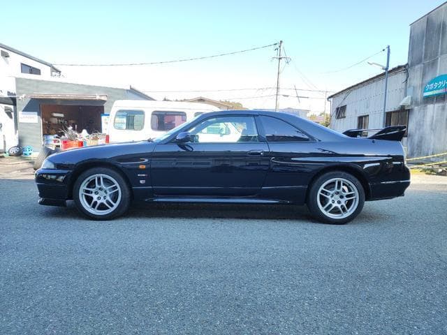 1995 Nissan Skyline JDM car for sale — photo 5 of 21